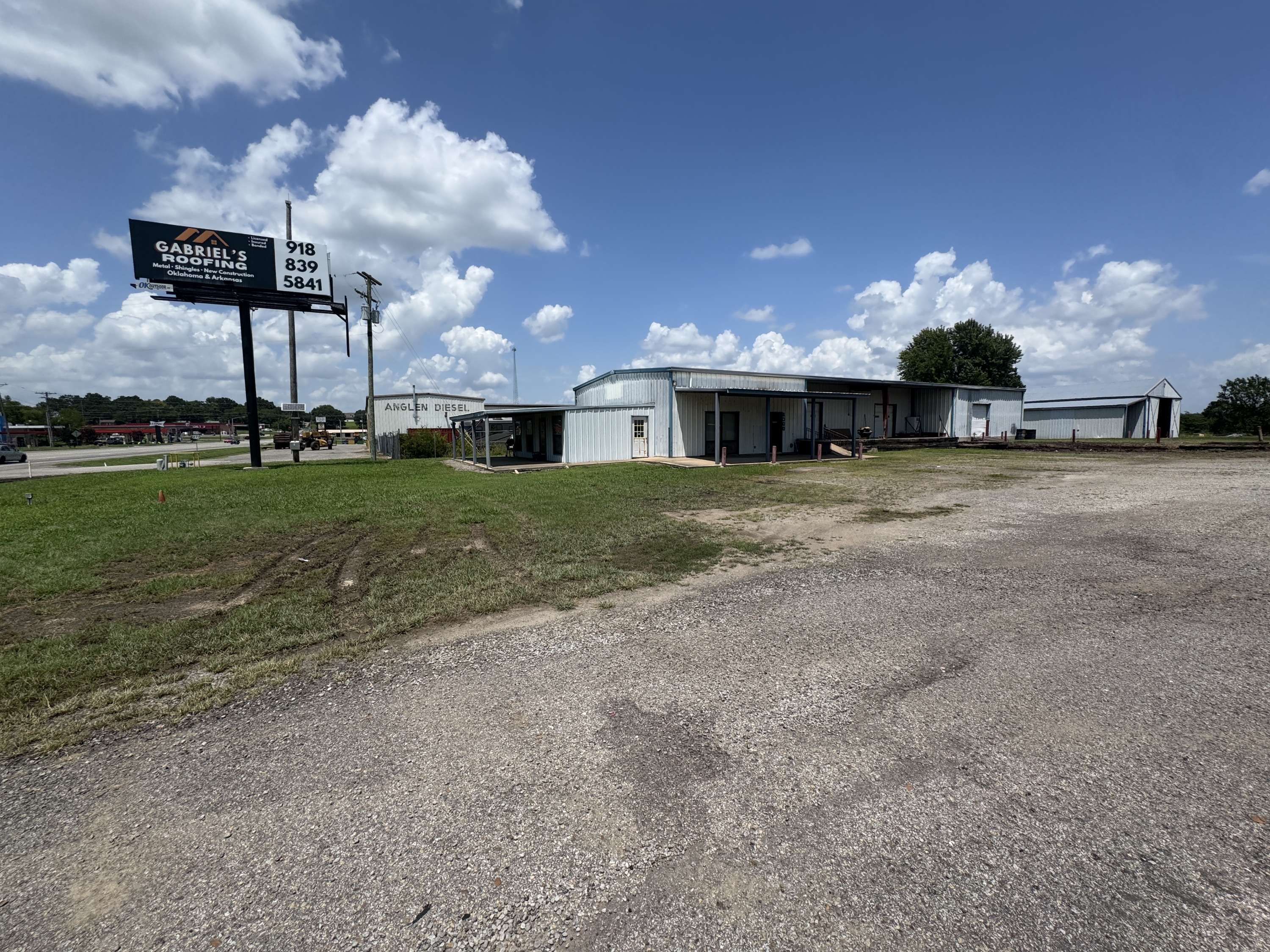 1300 North Pocola Boulevard - 1